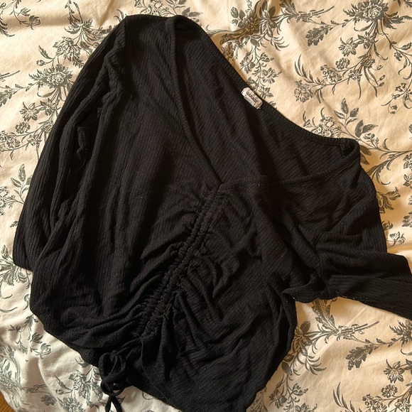 2 tops - Picture 2 of 2